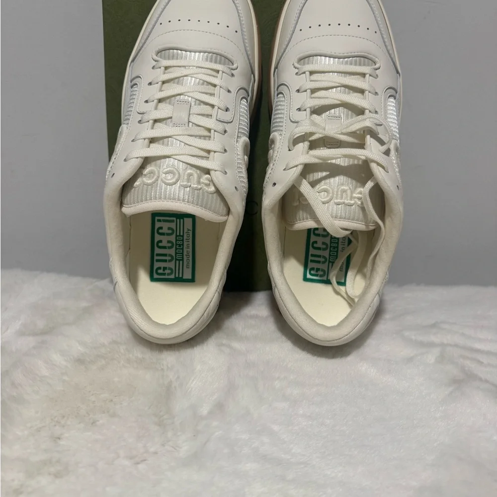 Gucci Cream White Leather Low-Top Sneakers with Gum Sole